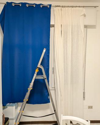 n. 2 tende blu oscuranti