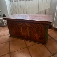 Piccols cassapanca decorata