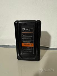 Batteria V-Mount Dynacore DS-190S 14.8V
