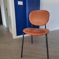 Set di 4 sedie dal design moderno