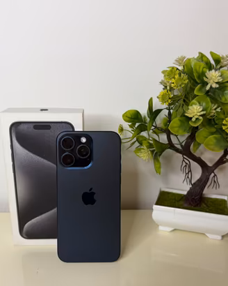 iPhone 15 Pro Max 256 Blu Garanzia 12 Mesi Apple