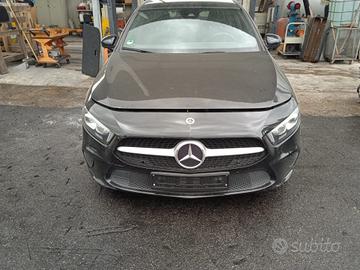 Solo Ricambi E Accessori Mercedes Classe A W177 1.
