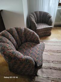 Salotto a conchiglia.