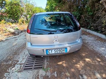 Opel Corsa 1.2i 16V cat 5 porte Club