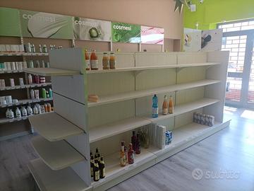 arredo negozio mobili