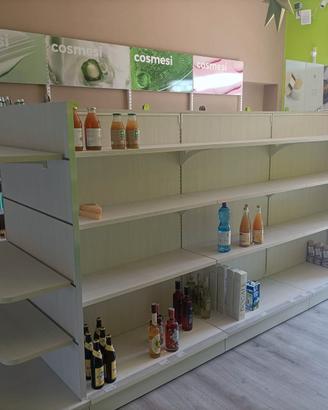 arredo negozio mobili