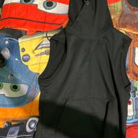 Sleeveless hoodie