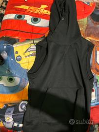 Sleeveless hoodie
