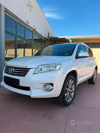 Toyota Rav4 2.2 automatica 4x4