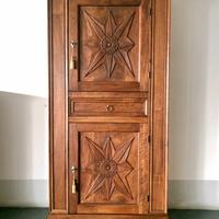 Armadio stipo piemontese in legno noce