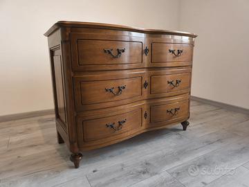 comò in noce stile provenzale