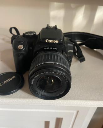 Canon EOS 350 con motore più teleobiettivo  55/200