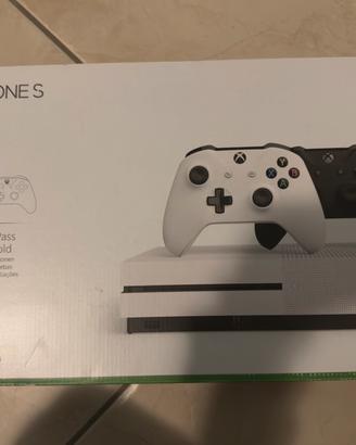 Xbox One Serie S 1TB + 2 controller + giochi