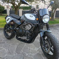 Honda Hornet SCRAMBLER