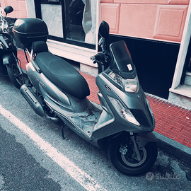 Kymco Dink 200i