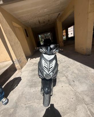 Yamaha aerox 50r 2t