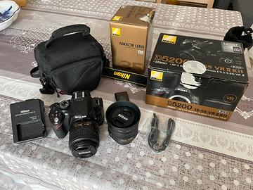 Nikon D5200 18-55 con obiettivo grandangolare