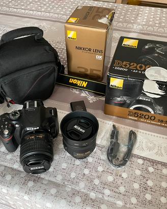 Nikon D5200 18-55 con obiettivo grandangolare