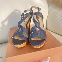Sandali con zeppa MIU MIU