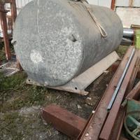 cisterna zincata 2000 litri