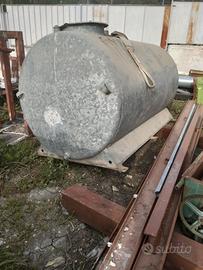 cisterna zincata 2000 litri