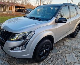 Mahindra XUV500 2.2 16V AWD W10