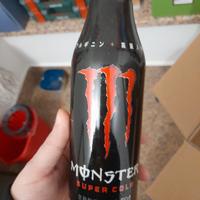 Lotto 38 Lattine Monster Energy da Collezione