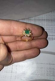 Anello oro 18k 3.34g smeraldo natuale piu diamanti
