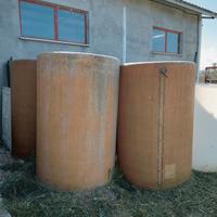  Botti in vetroresina da 20 qli.