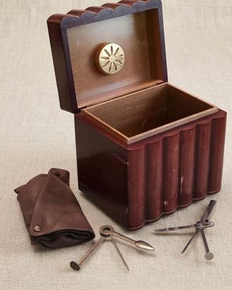 Cofanetto vintage da fumatore con humidor