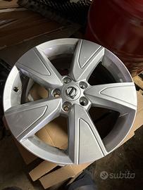 4x cerchi Volvo Oroginali 17