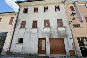 CASA INDIPENDENTE A VALDOBBIADENE