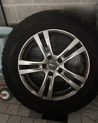 Gomme termiche+cerchi in lega