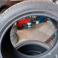 Pneumatici invernali Winter Defender UHP 245/40R19