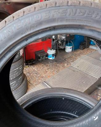 Pneumatici invernali Winter Defender UHP 245/40R19