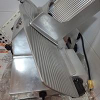 affettatrice  professionale 
