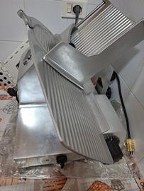 affettatrice  professionale 