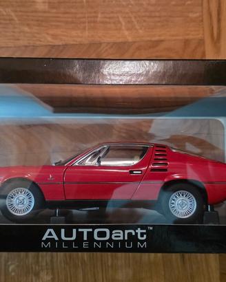 alfa romeo Montreal autoart  1:18