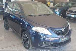 Lancia Ypsilon 1.0 70cv Firefly Hybrid S&S Gold