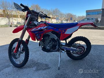 Honda CRF 250 RX 2024 90 ore