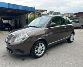 Lancia Ypsilon 1.4 GPL nessun limite di circolazio