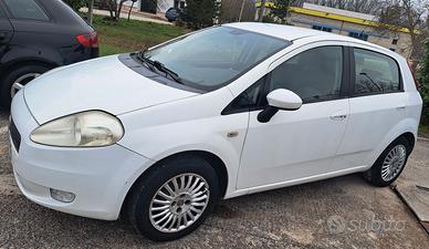 Fiat Grande Punto 1.3 Mjt 75 CV