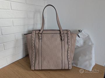 Borsa Gaudì shopper pelle tortora con borchie