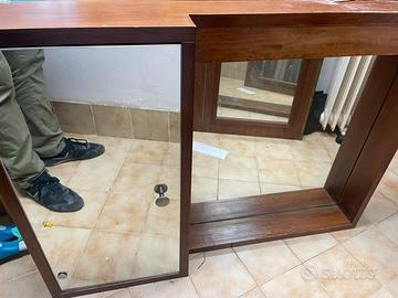 mobiletto sospeso bagno