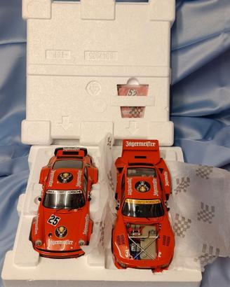 Modellini Auto Exoto Porsche 934 RSR & 935 1/18