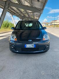 Ford fiesta 1400 tdci GHIA