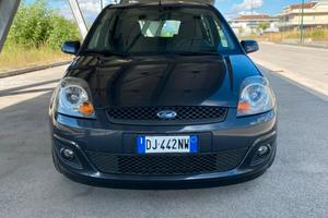 Ford fiesta 1400 tdci GHIA