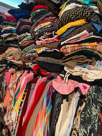 Stock abbigliamento vintage