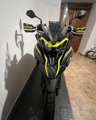 benelli trk 702 x