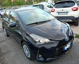 Toyota Yaris 1.5 Hybrid 5 porte Business